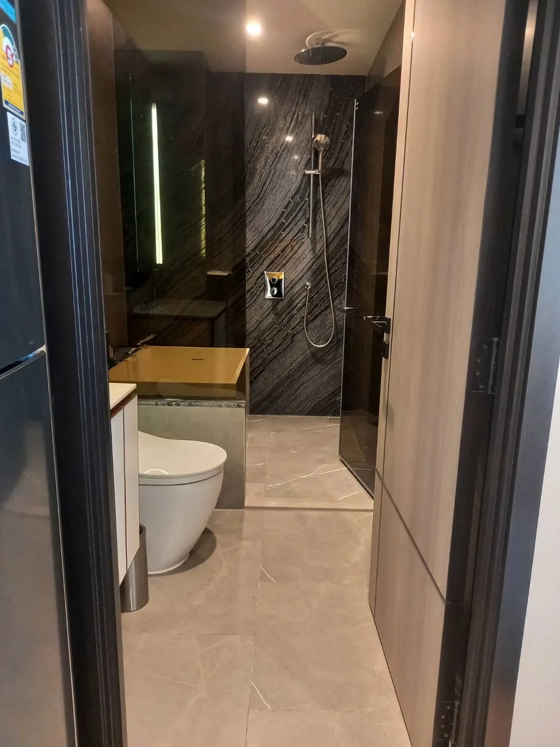 Property photos for The Reserve Sukhumvit 61