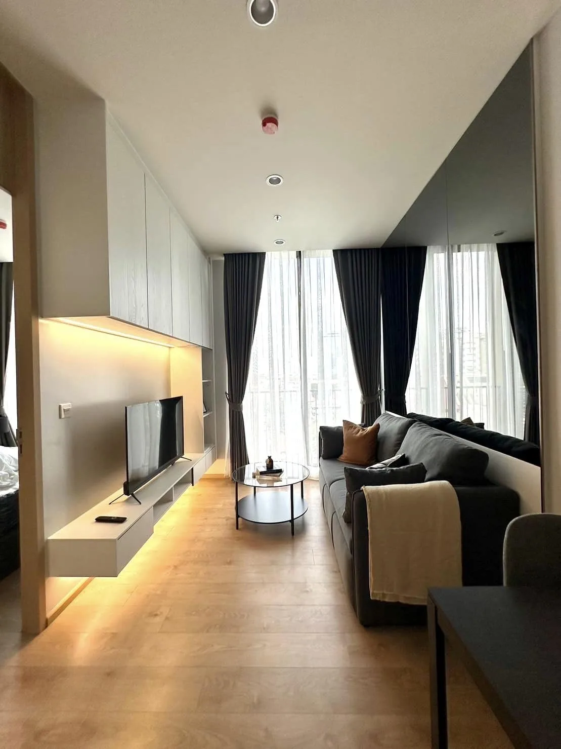 Property photos for Noble BE19
