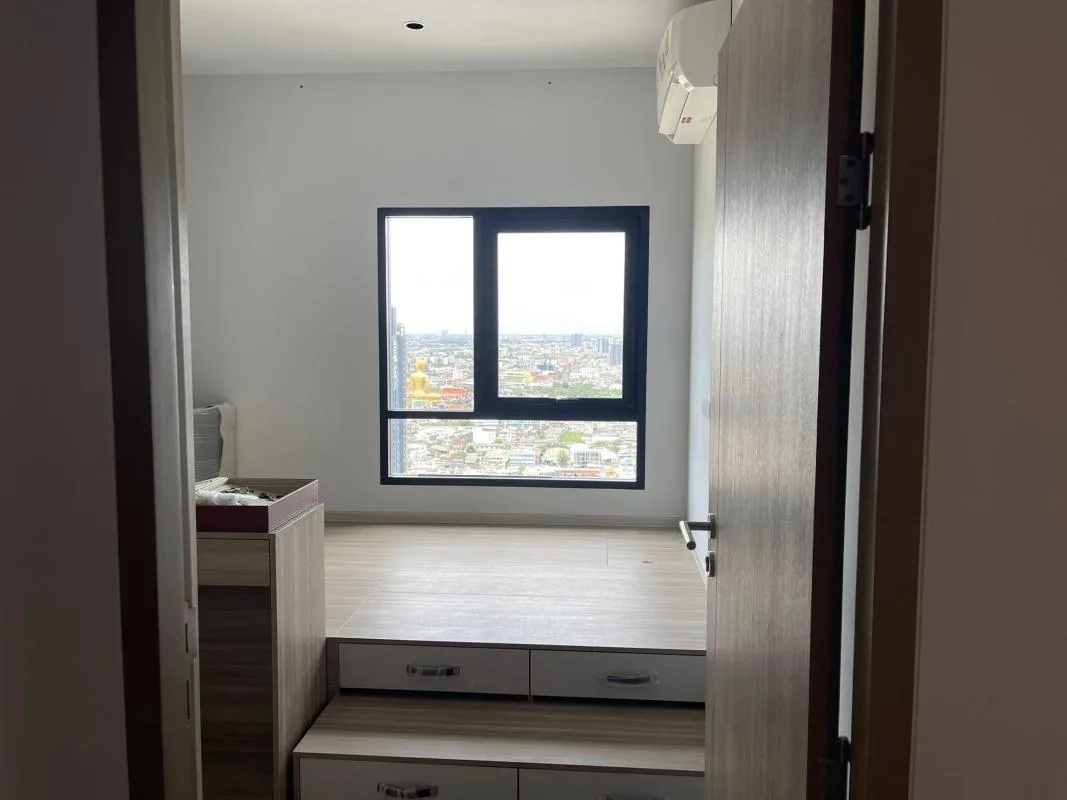 Property photos for Altitude Unicorn Sathorn - Tha Phra