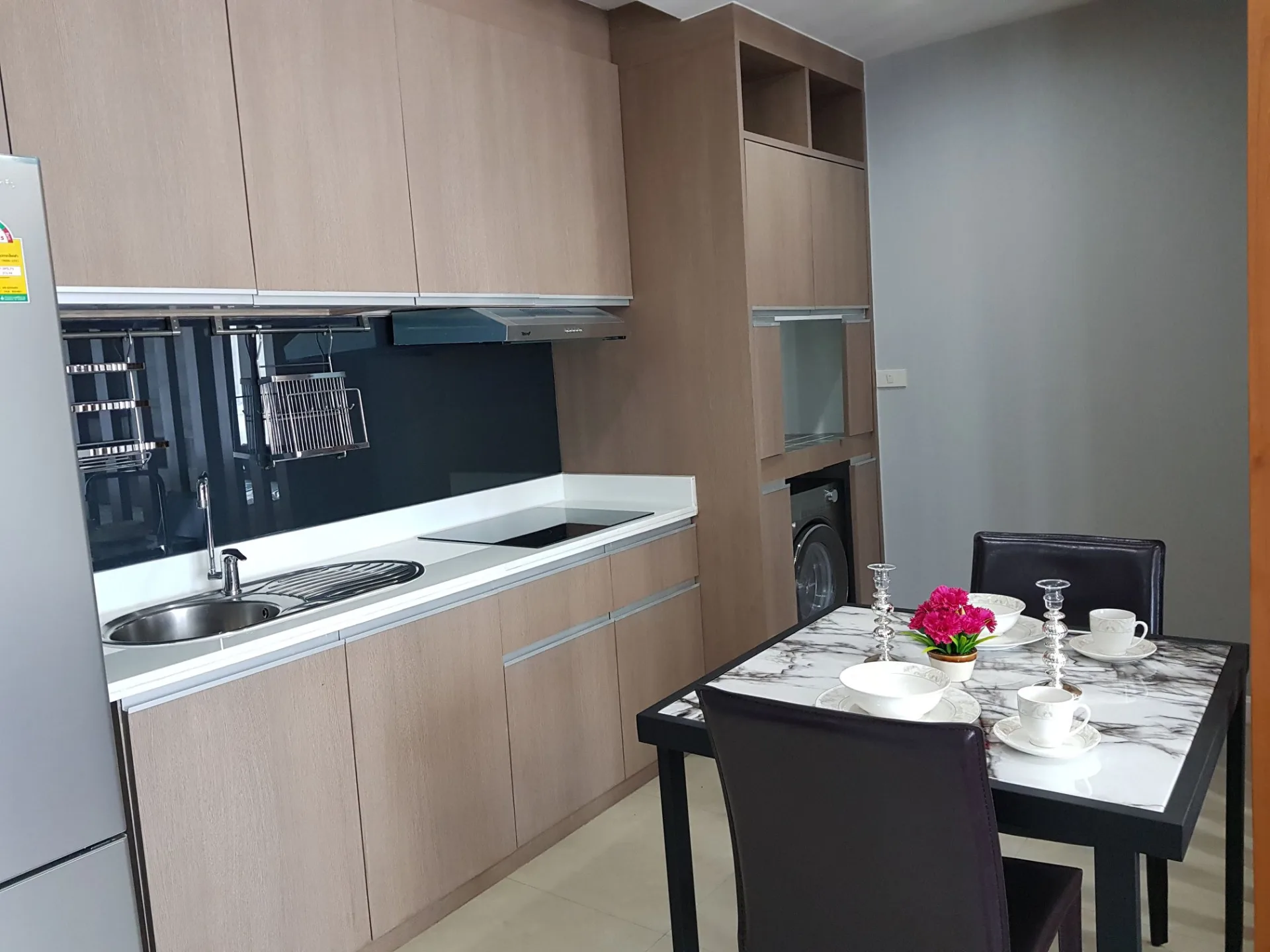 Property photos for L3 Avenue