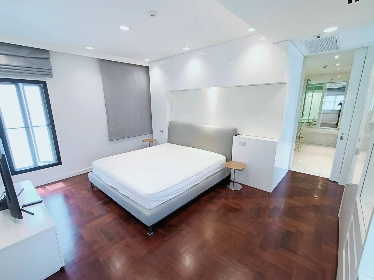 Property photos for Tonson Court
