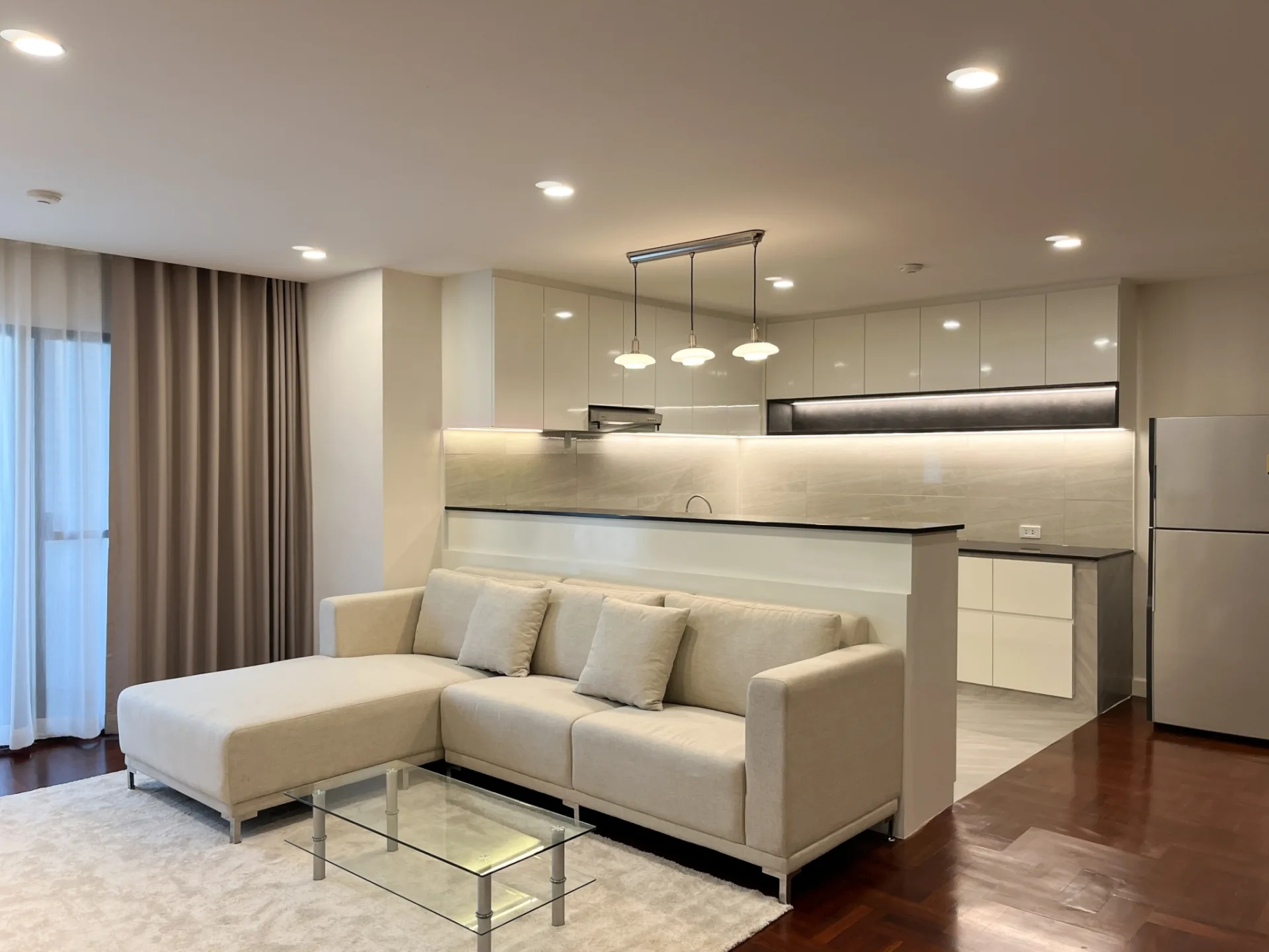 Property photos for Richmond Palace