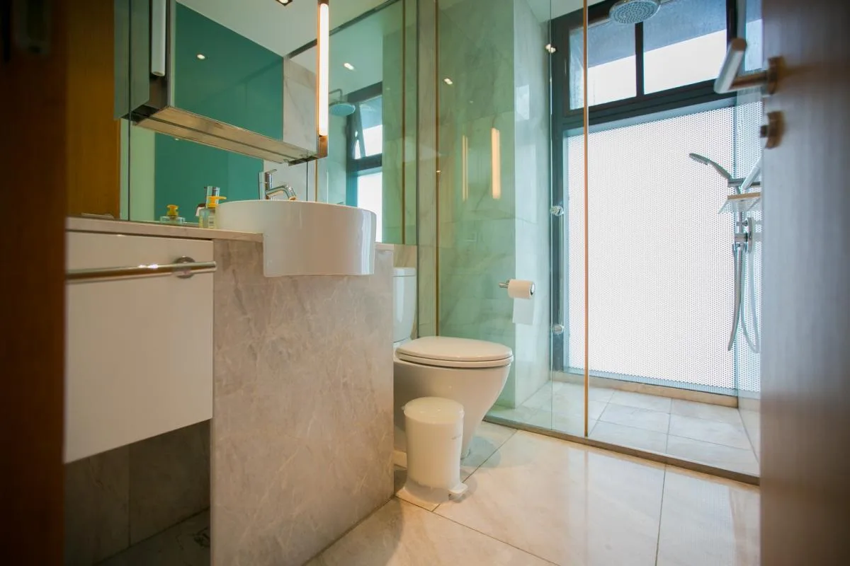 Property photos for The Met
