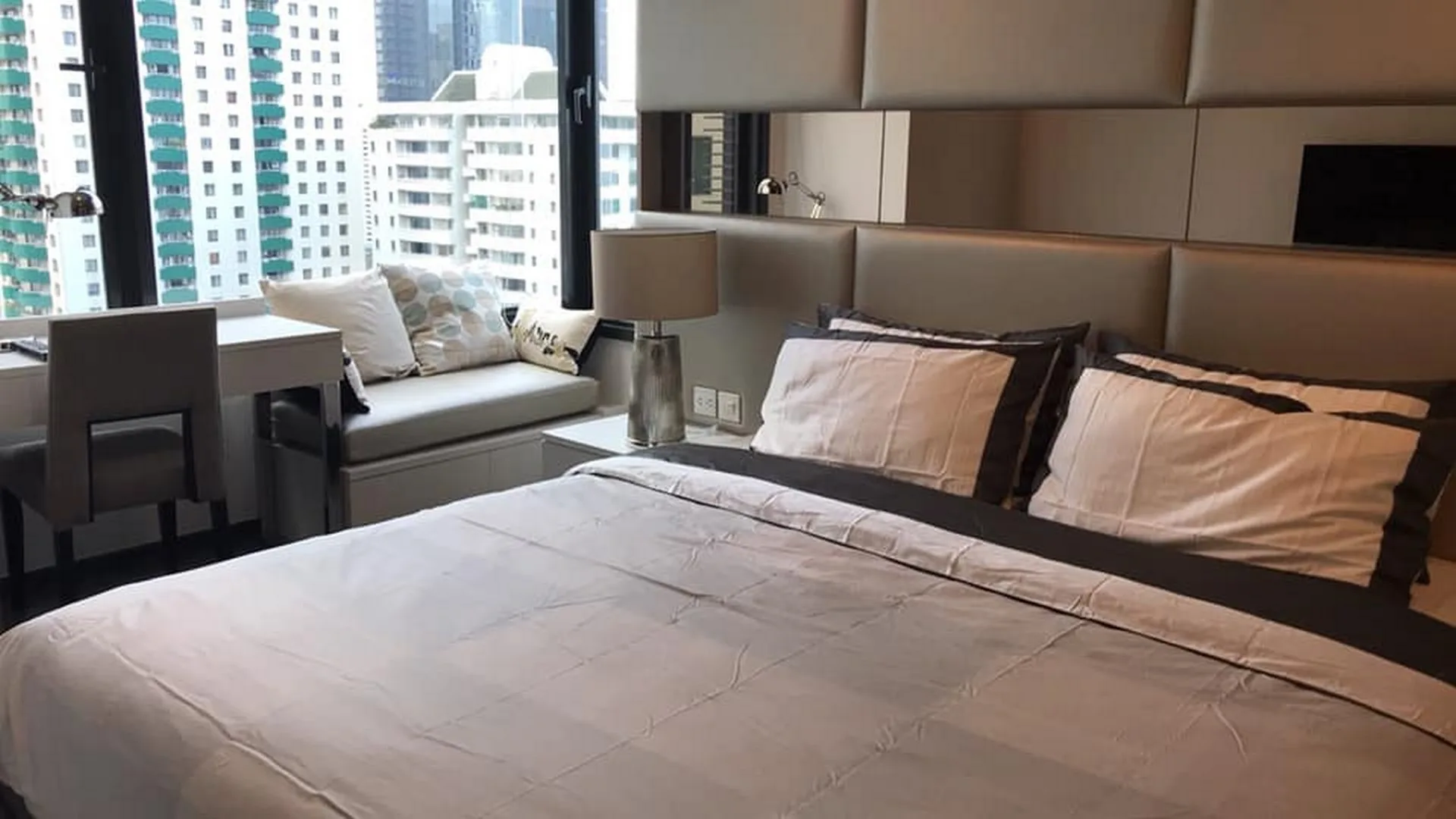 Property photos for Edge Sukhumvit 23