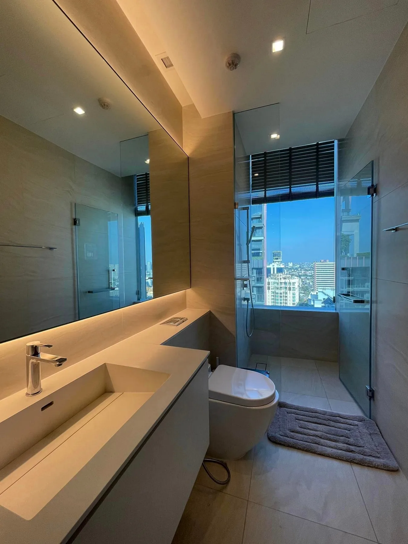 Property photos for The Strand Thonglor