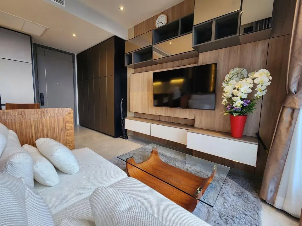 Property photos for Hyde Heritage Thonglor