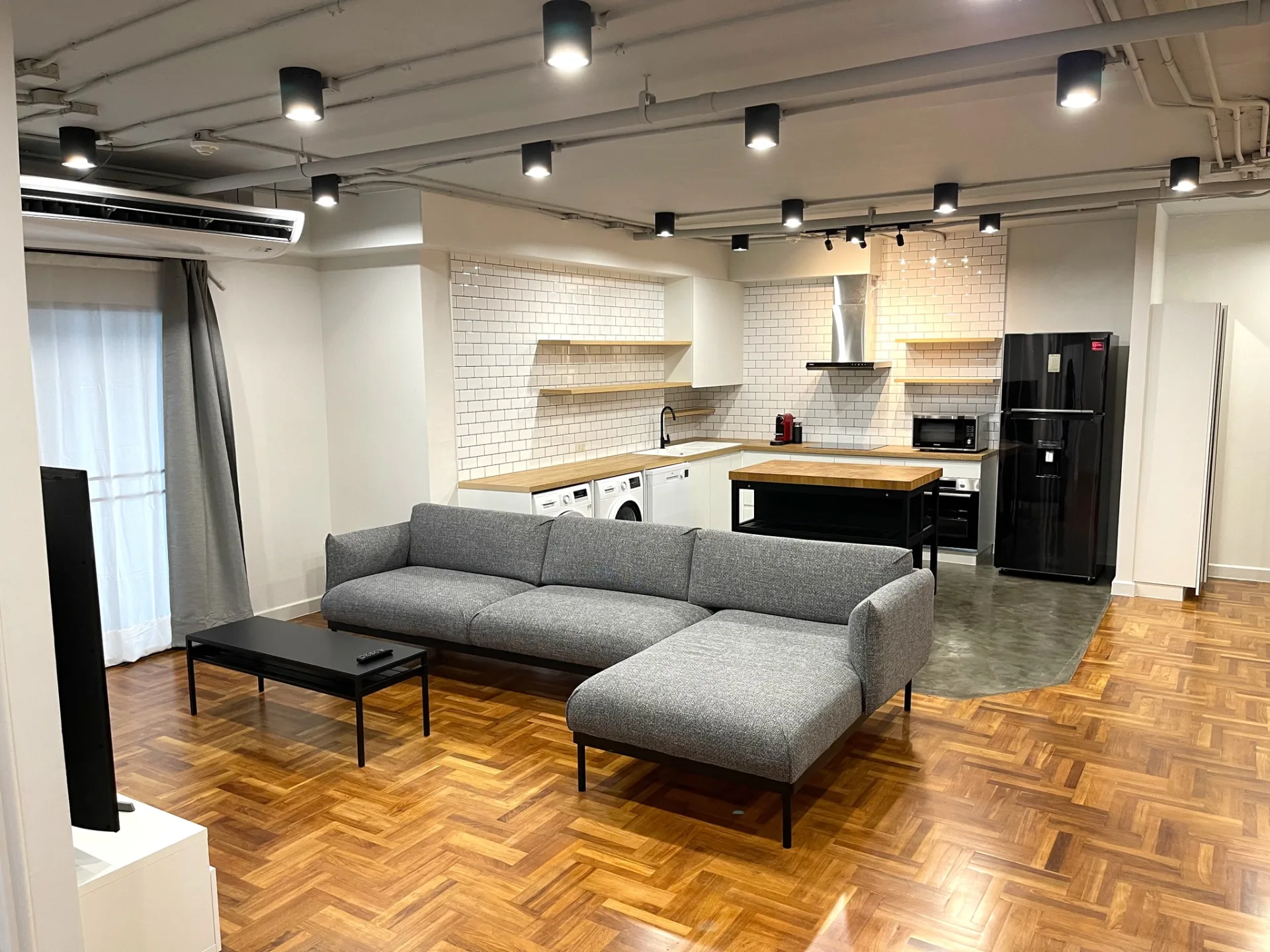 Property photos for Richmond Palace