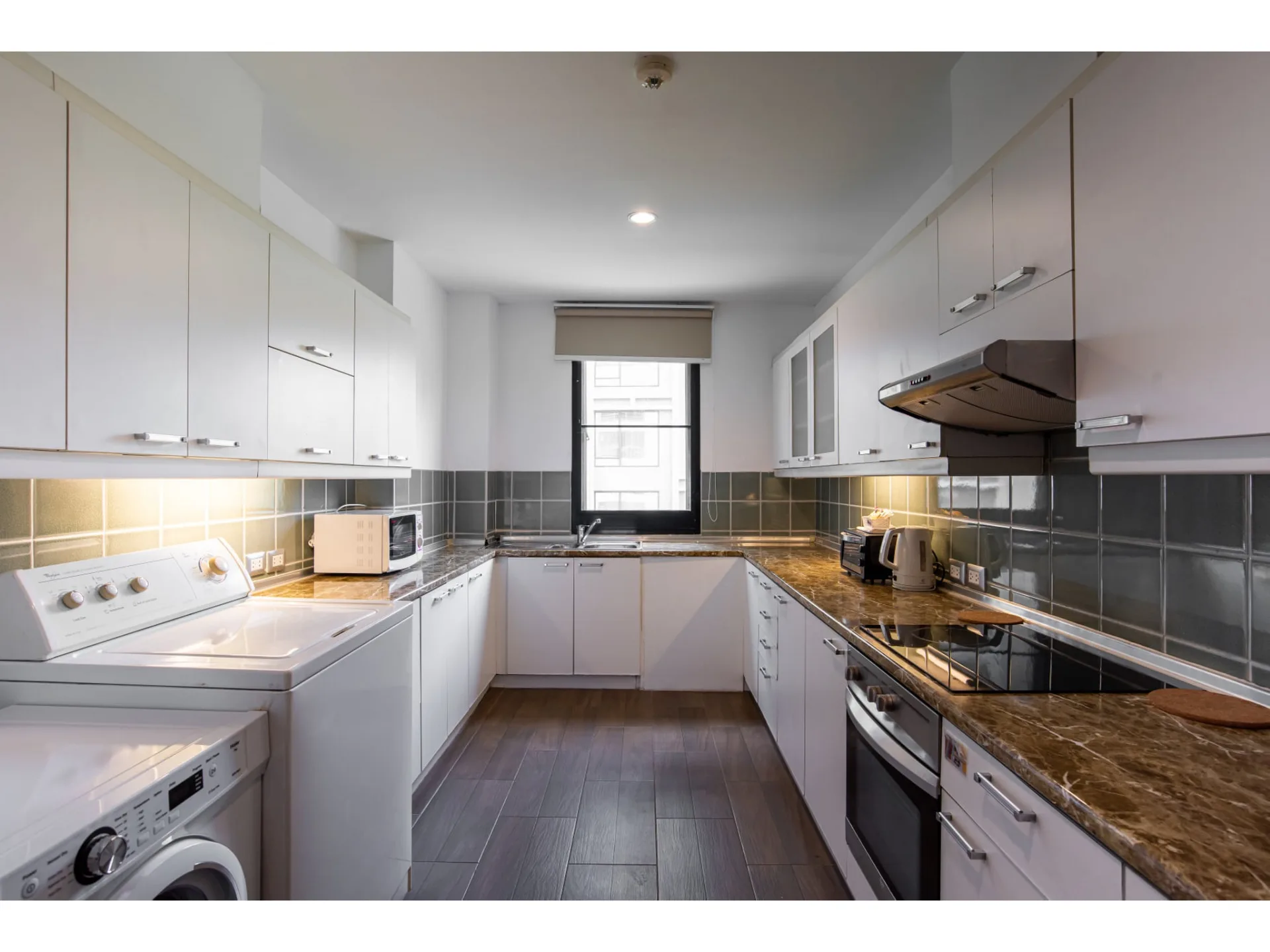 Property photos for Benviar Tonson Residence