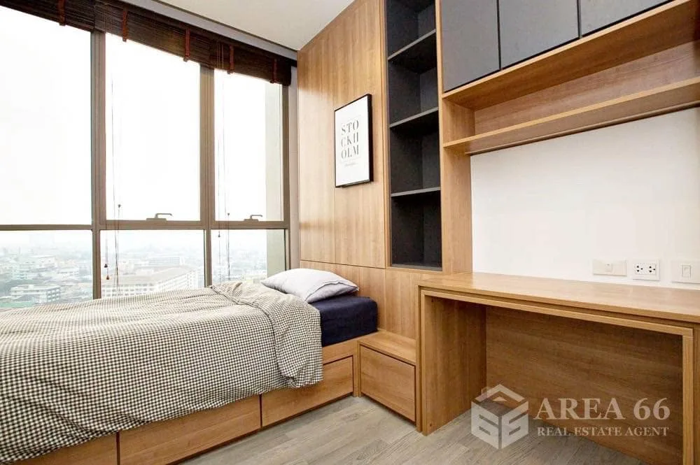 Property photos for The Room Sathorn - St.Louis
