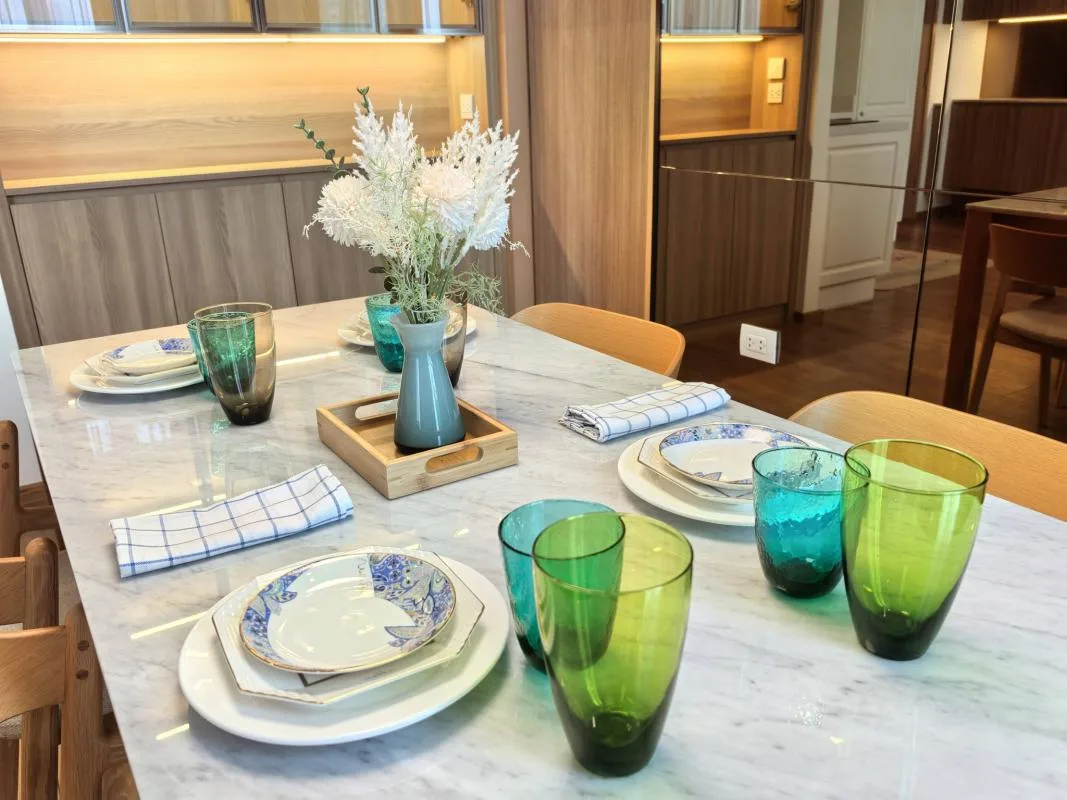 Property photos for Noble BE 33