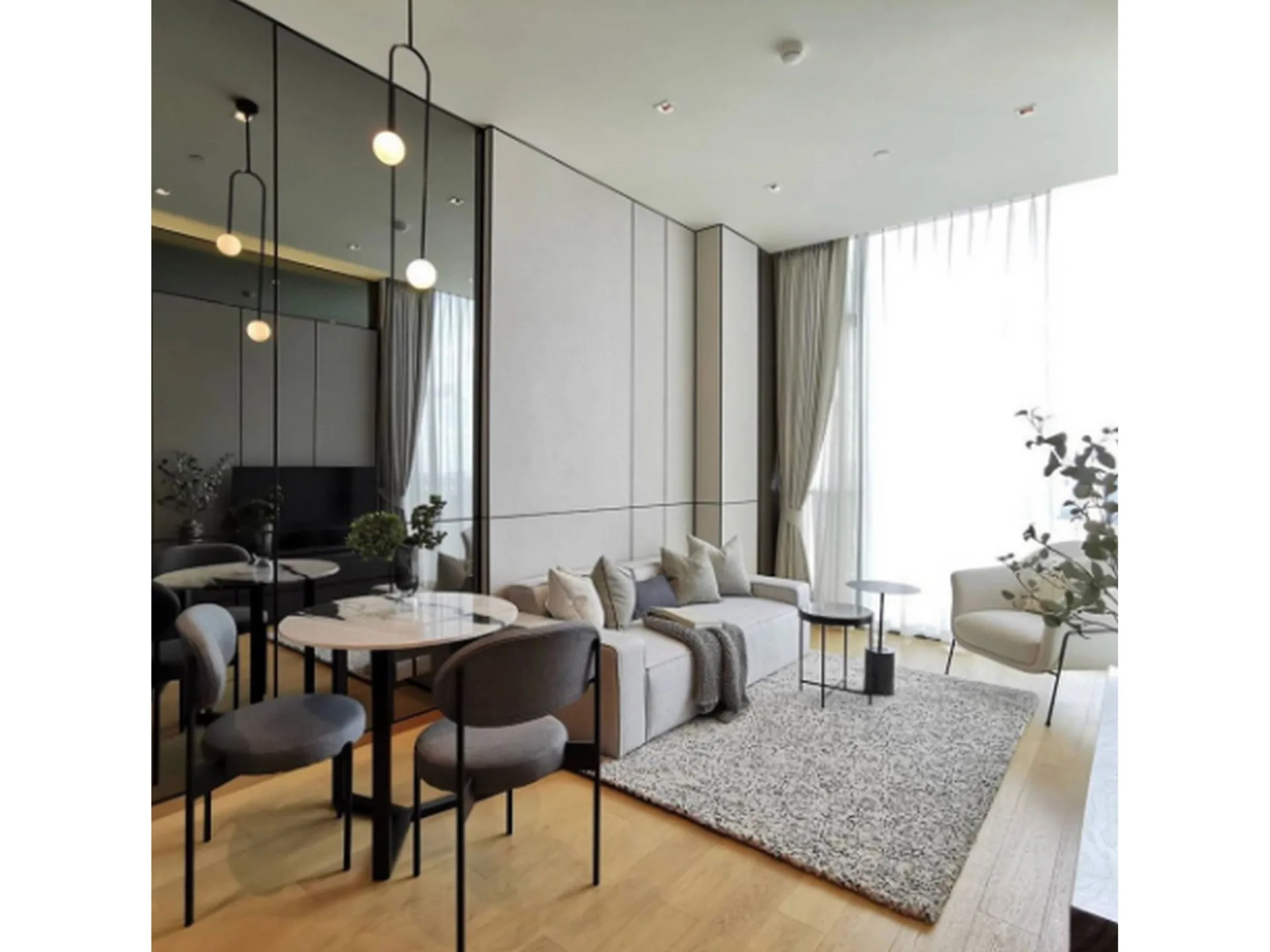 Property photos for 28 Chidlom
