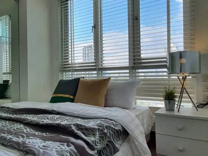 Property photos for Lumpini Place Water Cliff