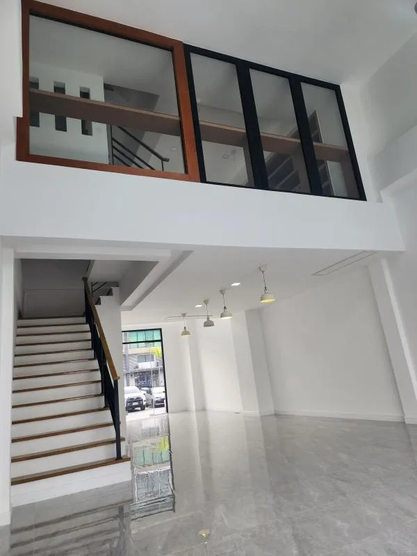 Property photos for H-cape Biz Sector On-nut