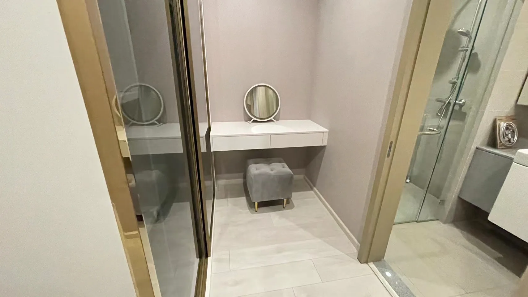 Property photos for Noble Ploenchit