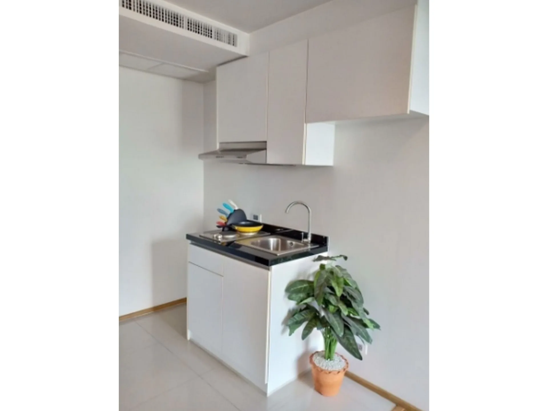 Property photos for The Tempo Ruamrudee