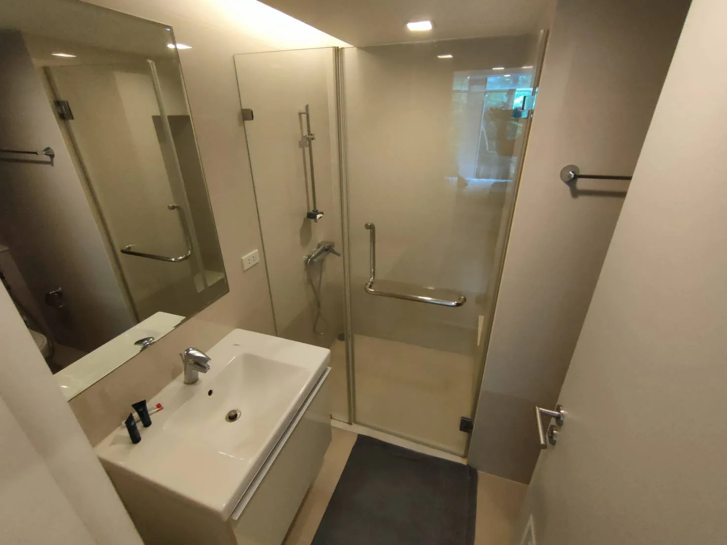 Property photos for Focus Ploenchit
