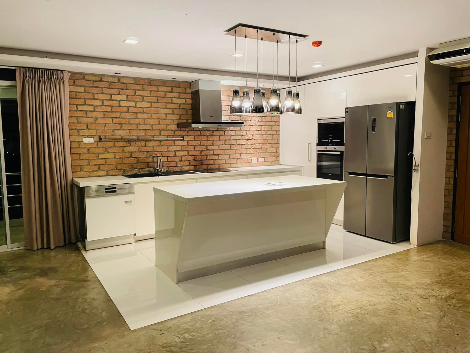 Property photos for Sompob House
