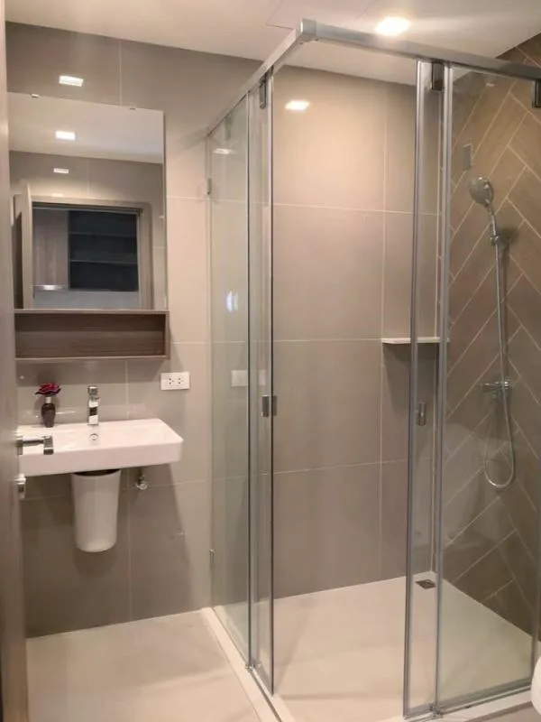 Property photos for THE LINE Phahonyothin Park