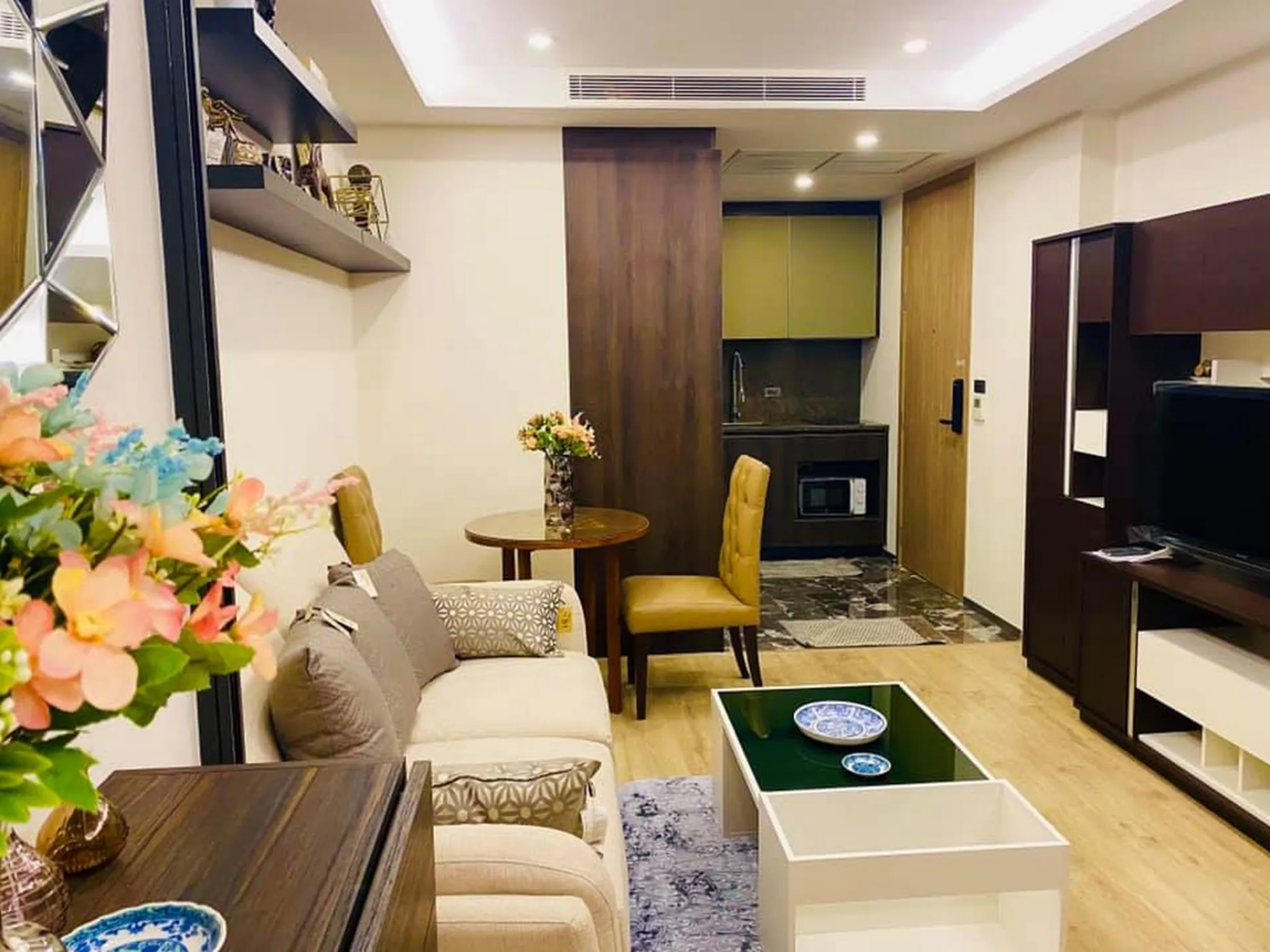 Property photos for 168 Sukhumvit 36
