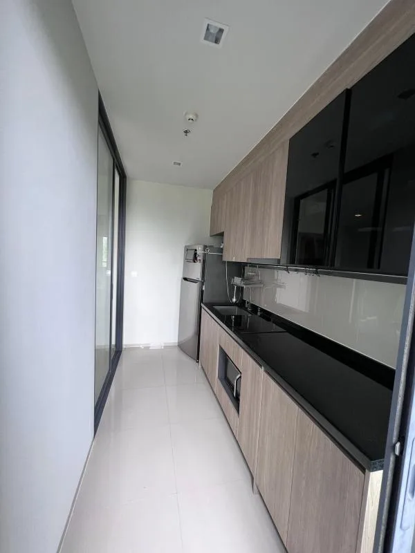 Property photos for The Line Wongsawang