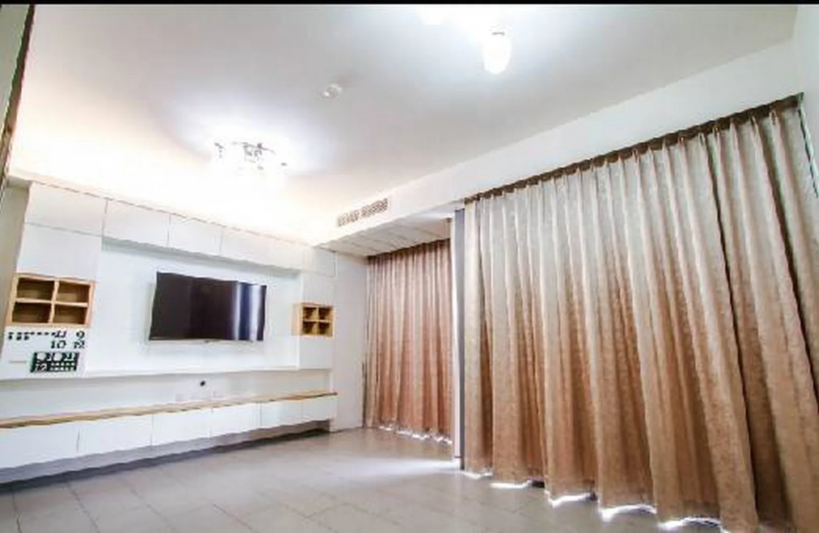 Property photos for Siamese Ratchakru