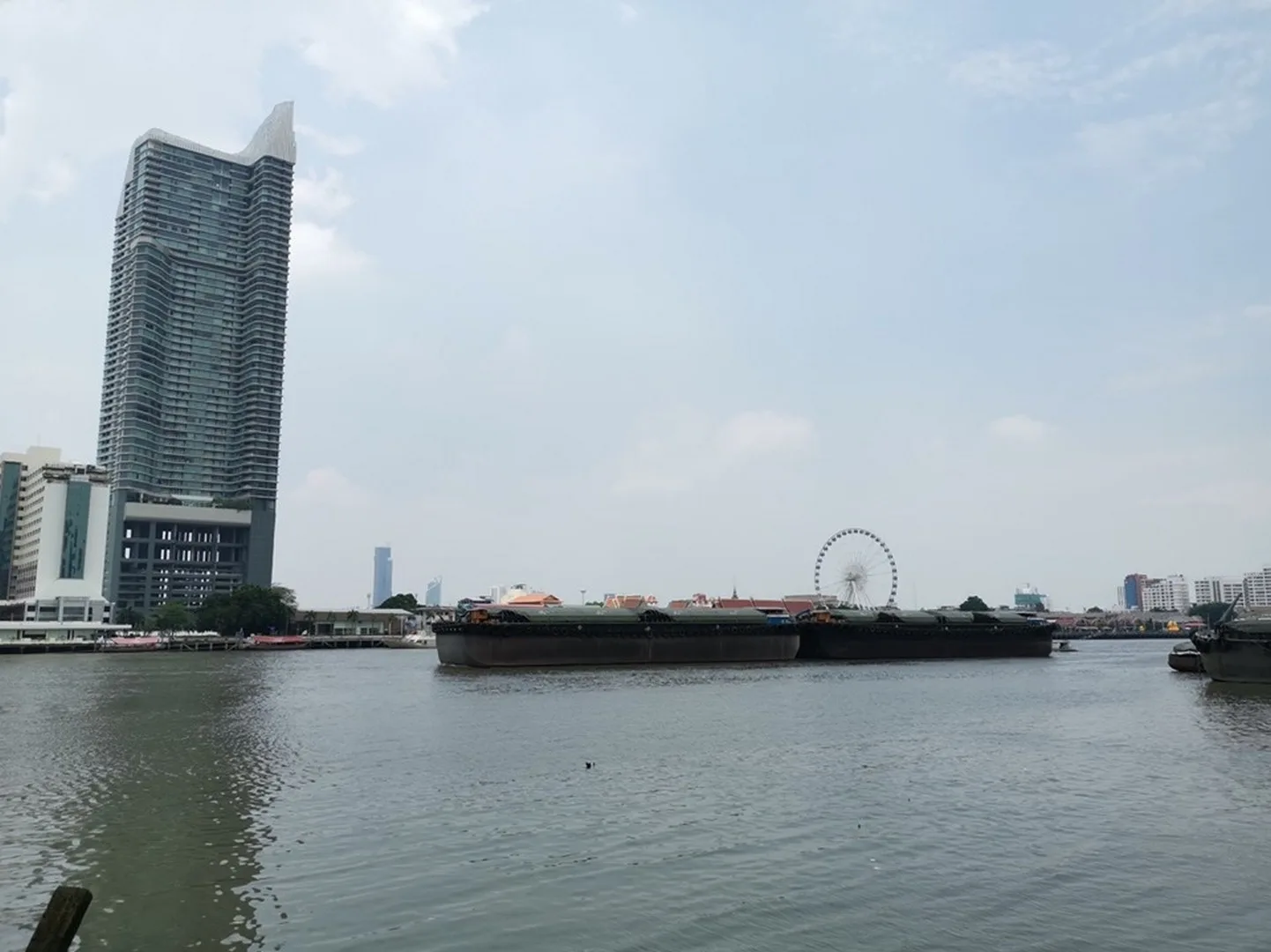 Property photos for Supalai River Place