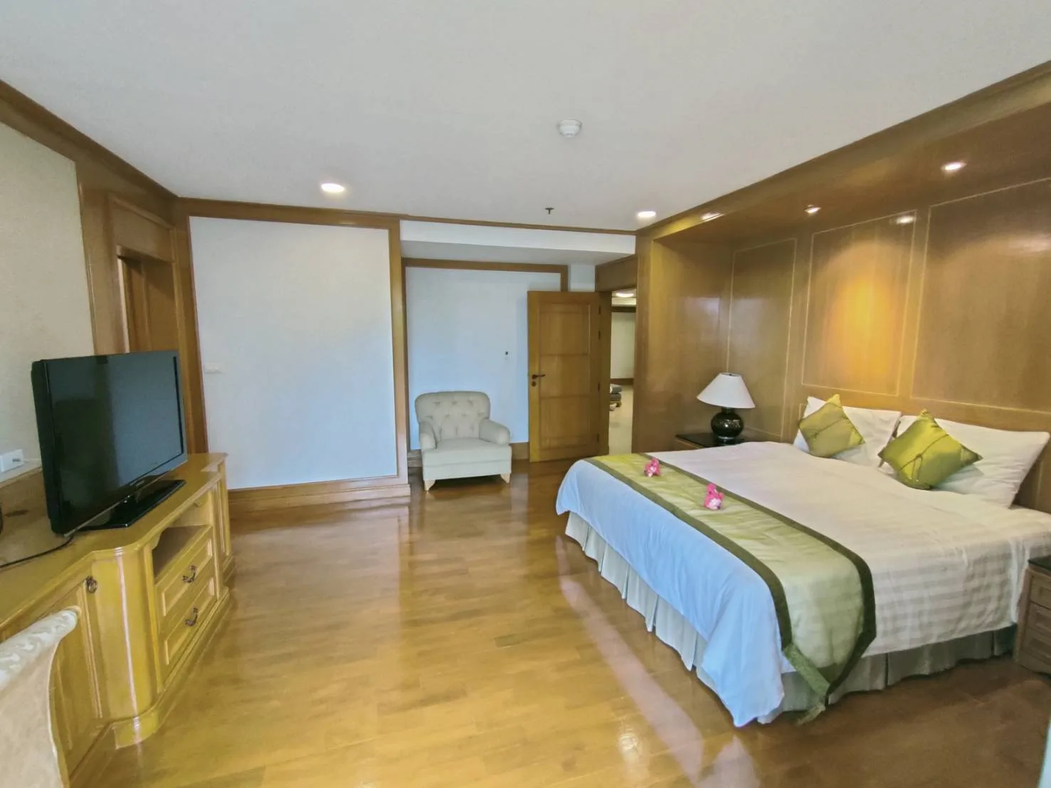 Property photos for Empire Sawasdee