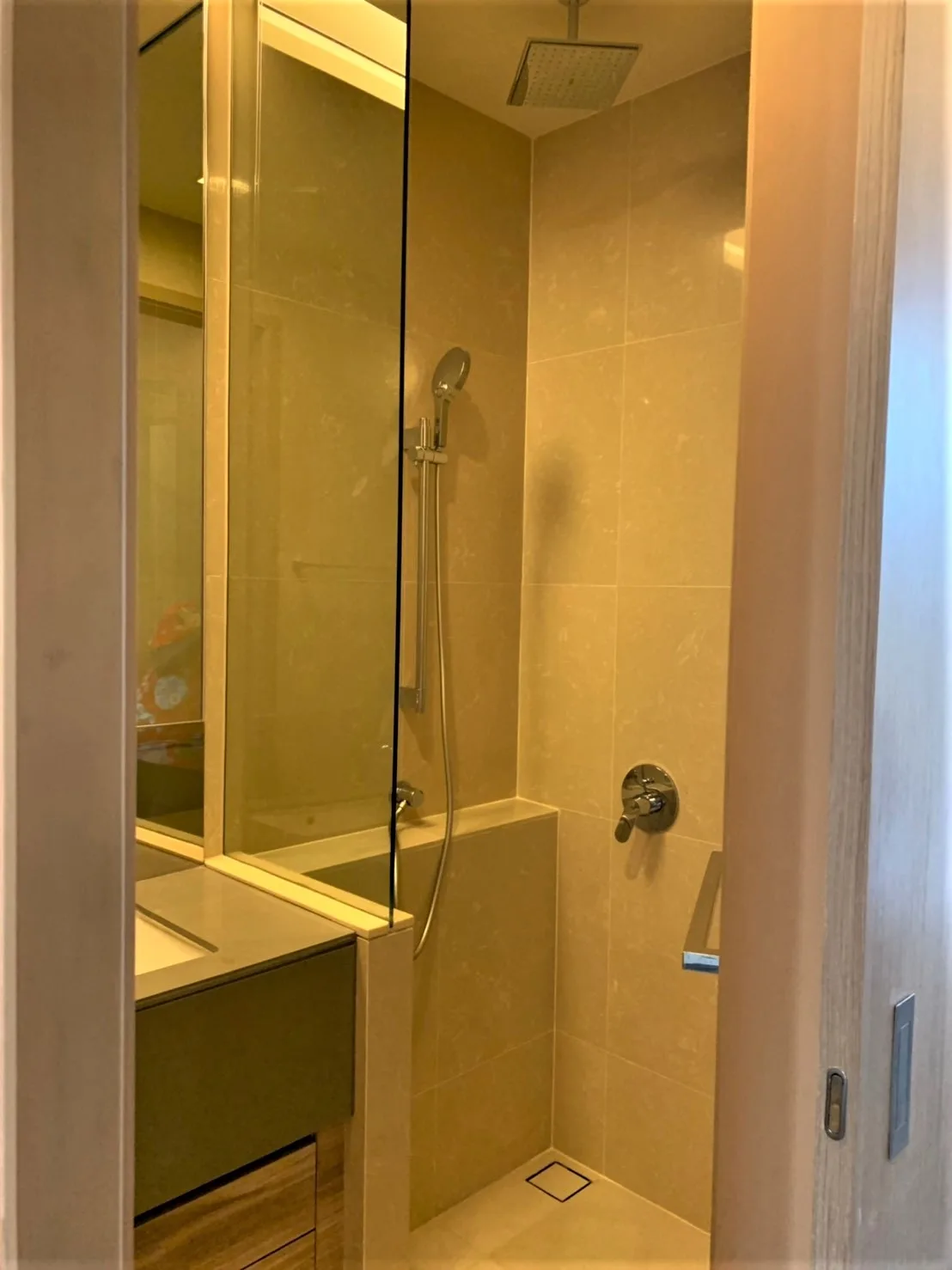 Property photos for The Esse Asoke