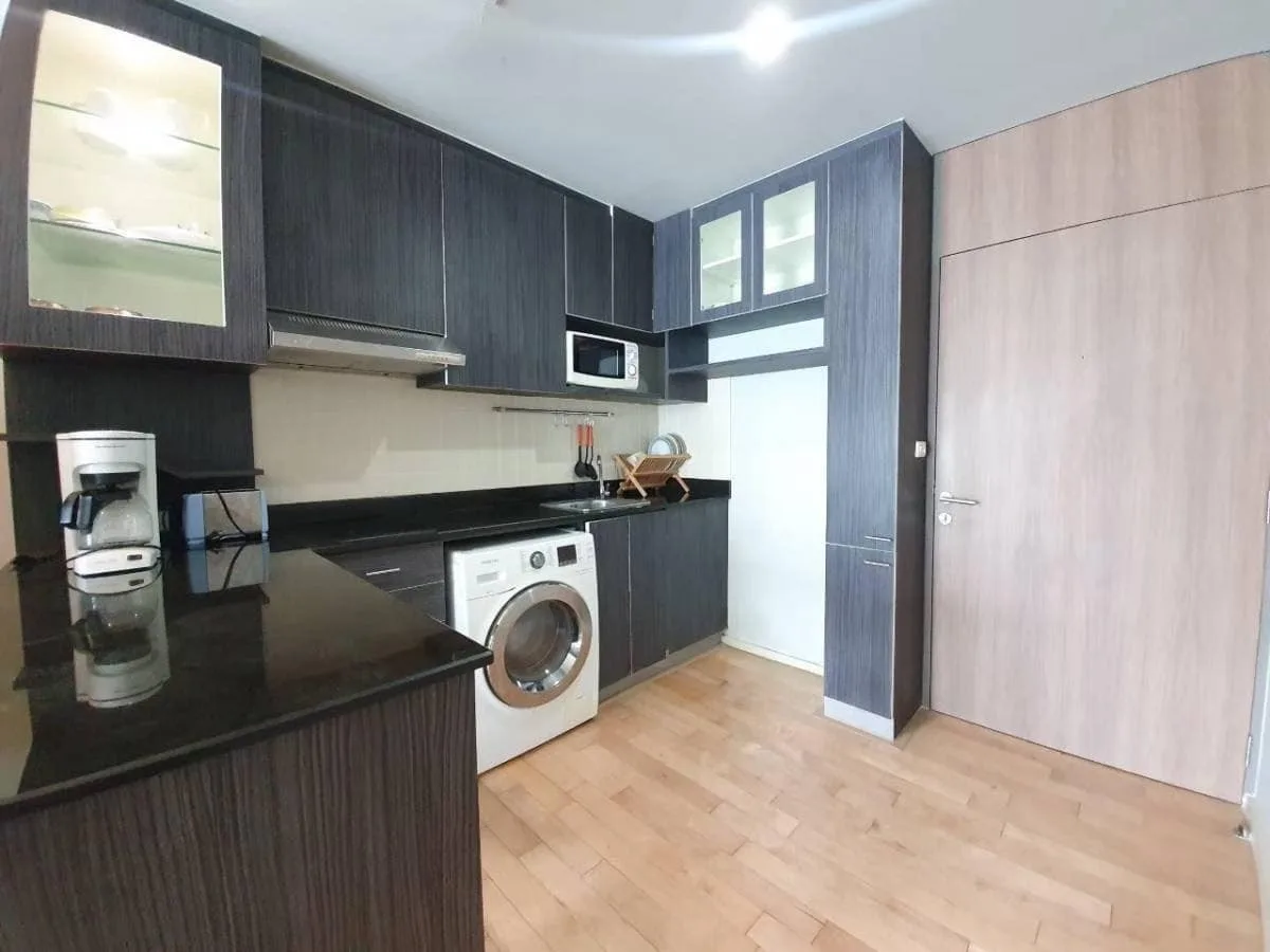 Property photos for Noble Refine