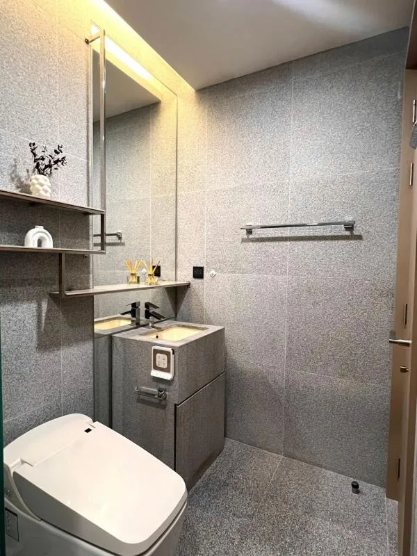 Property photos for The Line Ratchathewi
