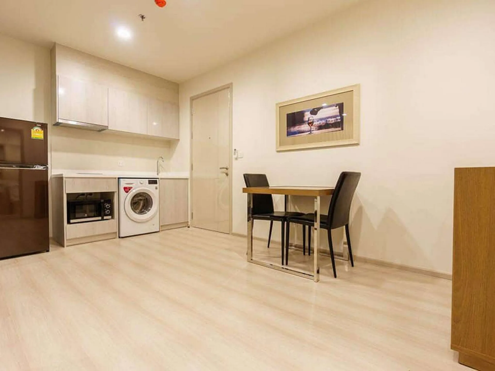 Property photos for Life Sukhumvit 48