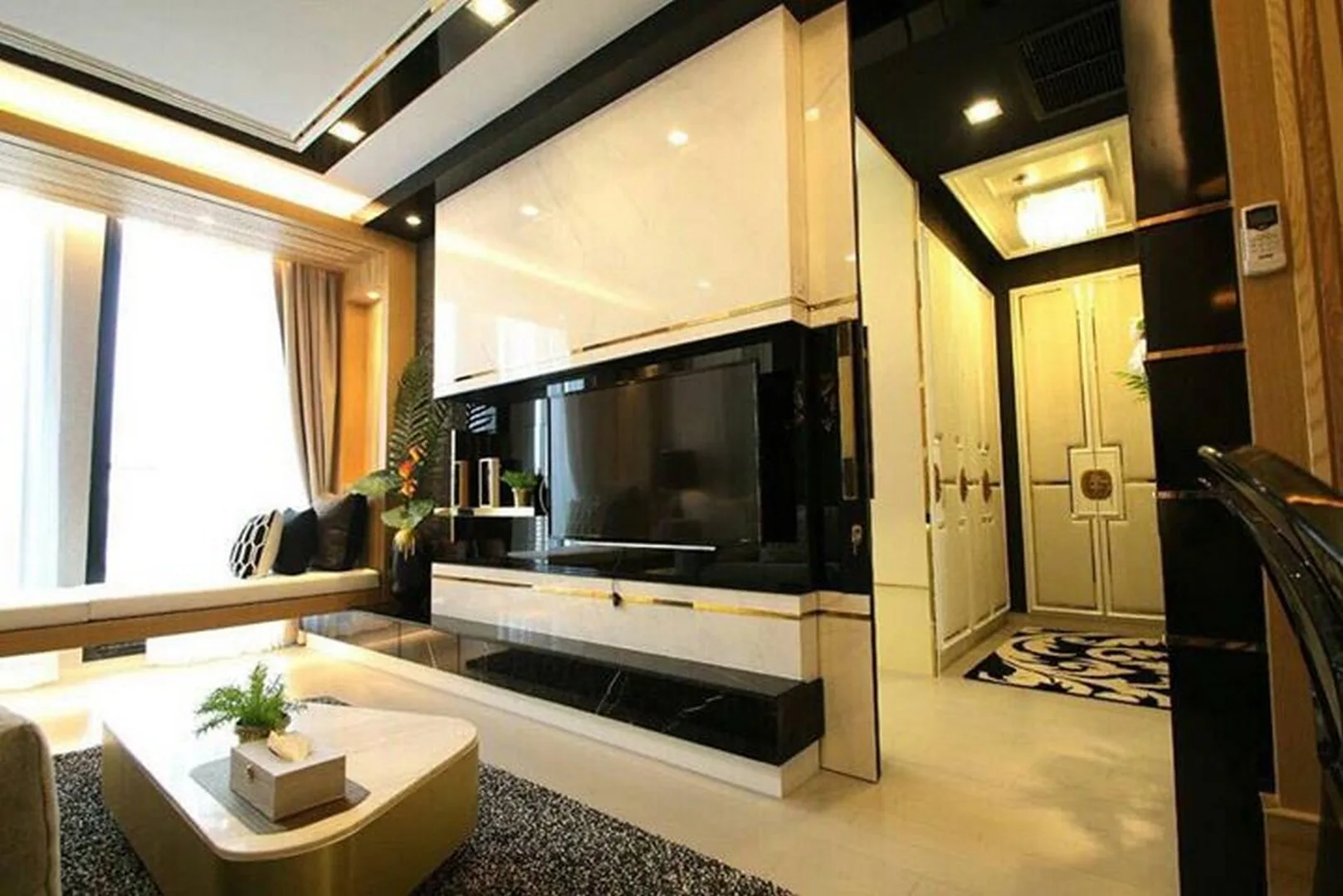 Property photos for Noble Ploenchit