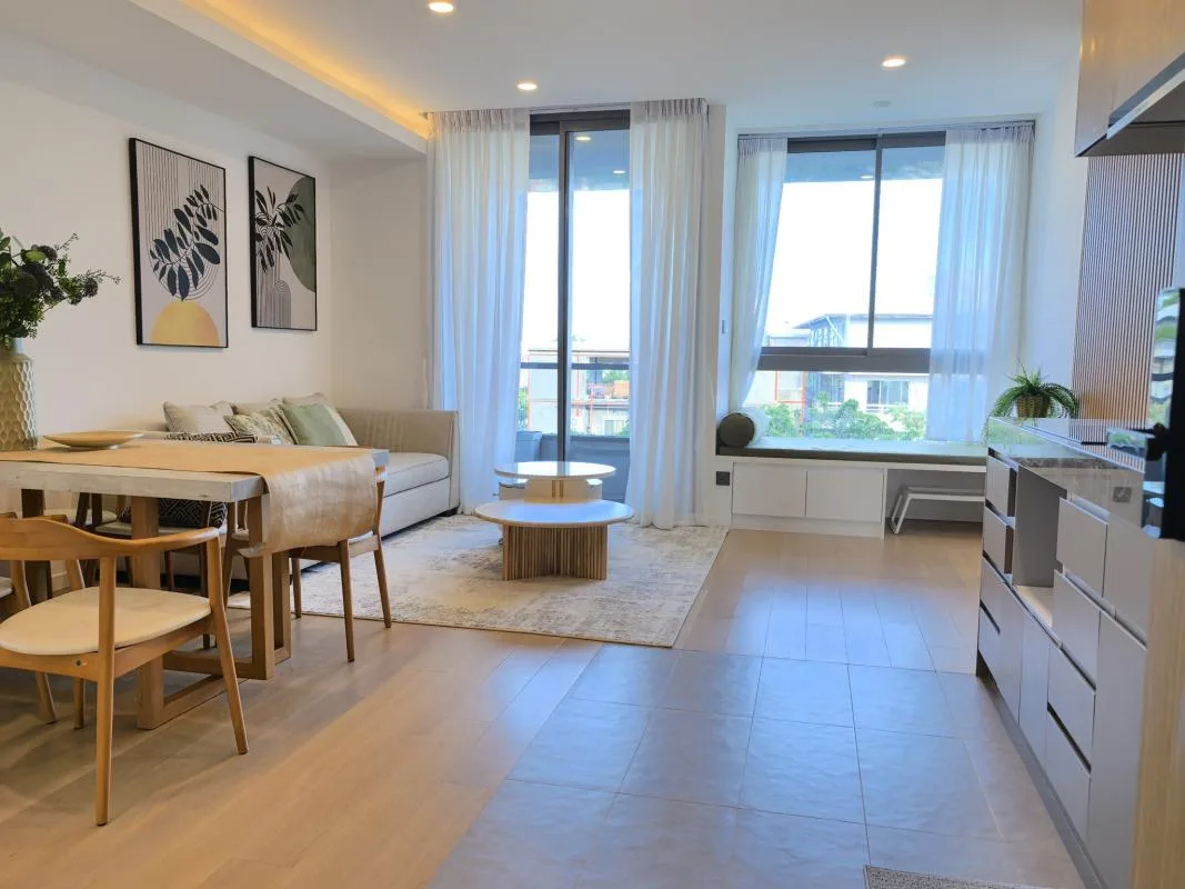 Property photos for Holme Ekkamai 22