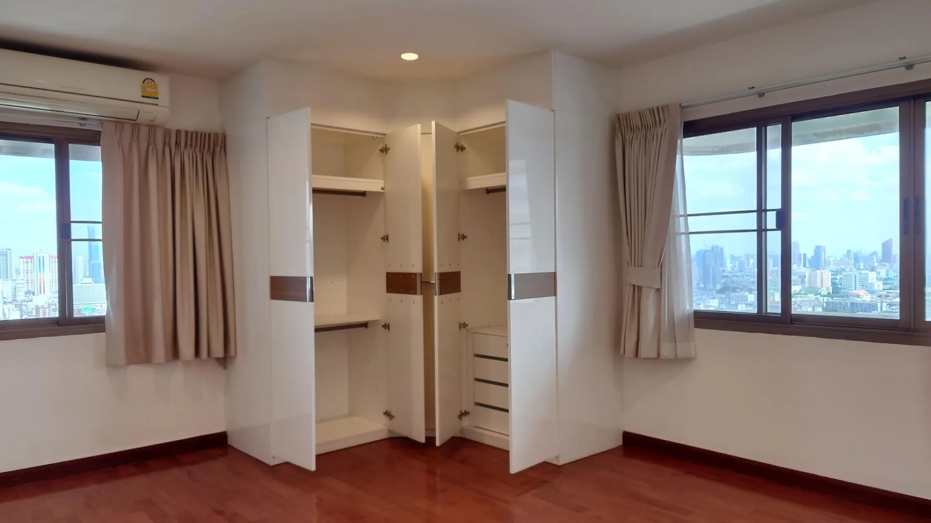 Property photos for Tower Park