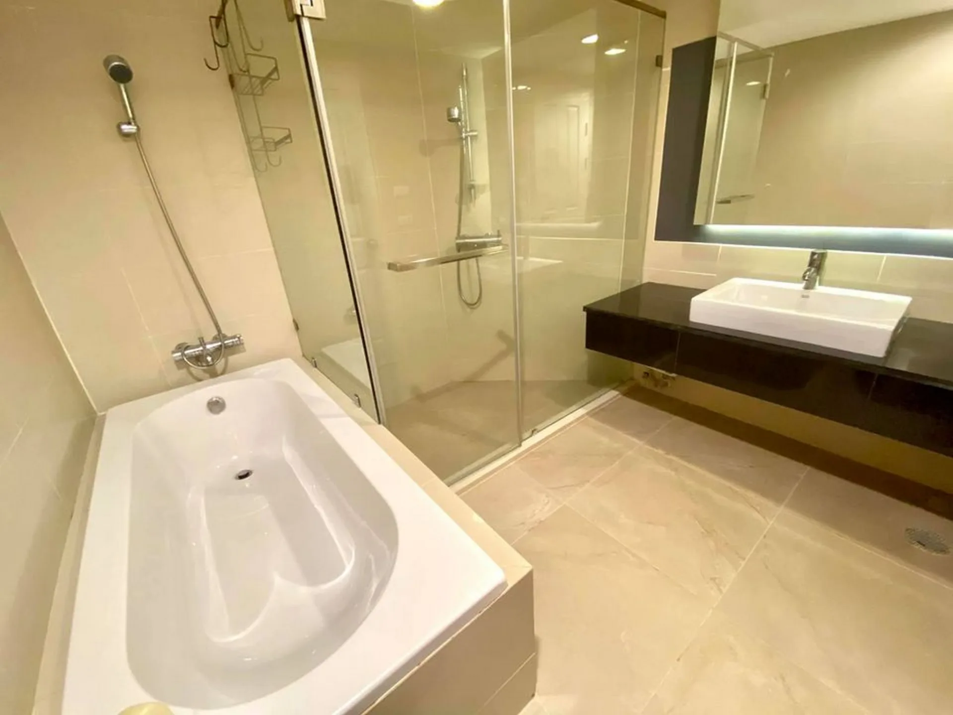 Property photos for Belle Grand Rama 9