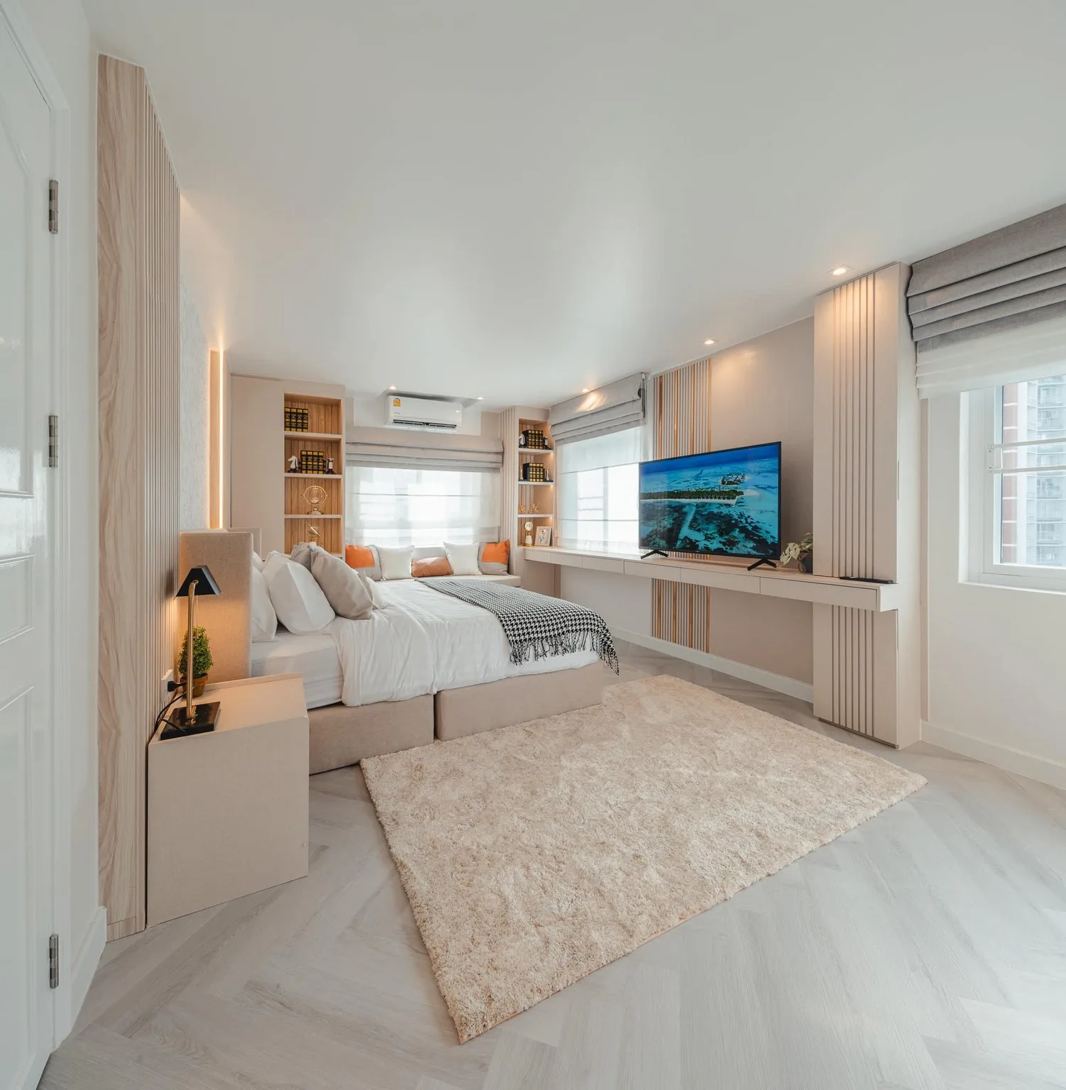 Property photos for Fortune Condo Town