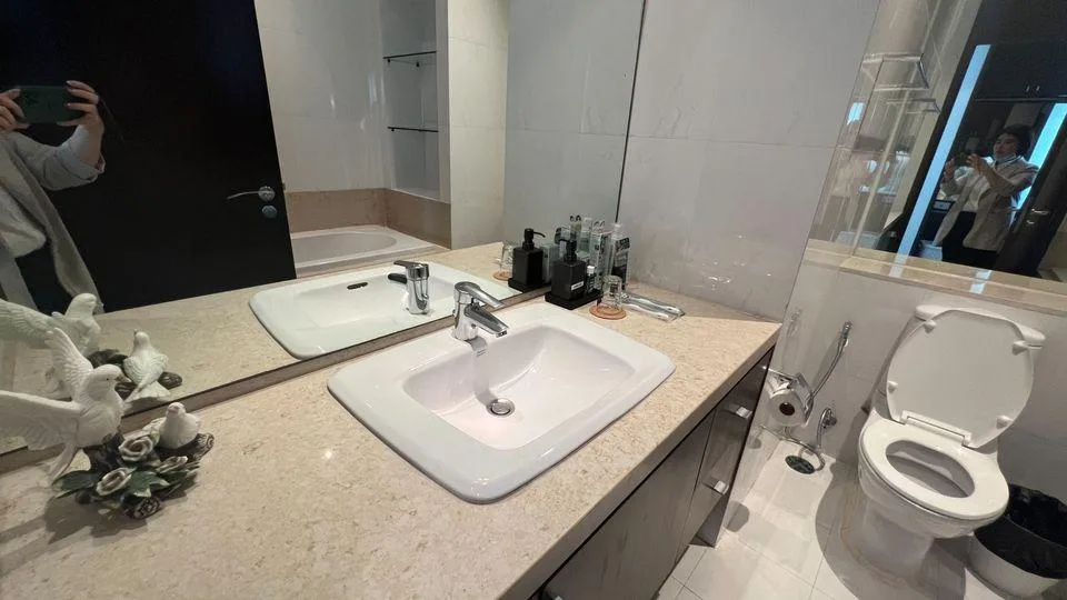 Property photos for Royal Residence Park