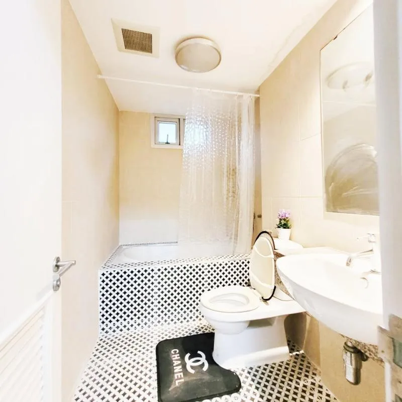 Property photos for The Clover Thonglor