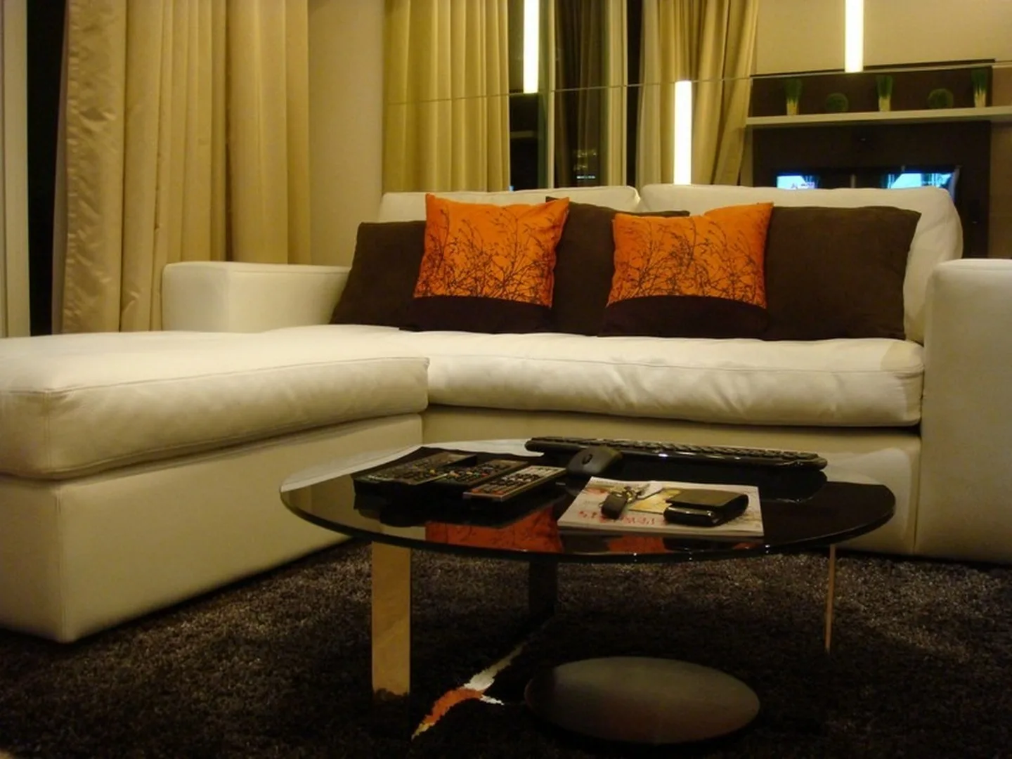 Property photos for Eight Thonglor Residence