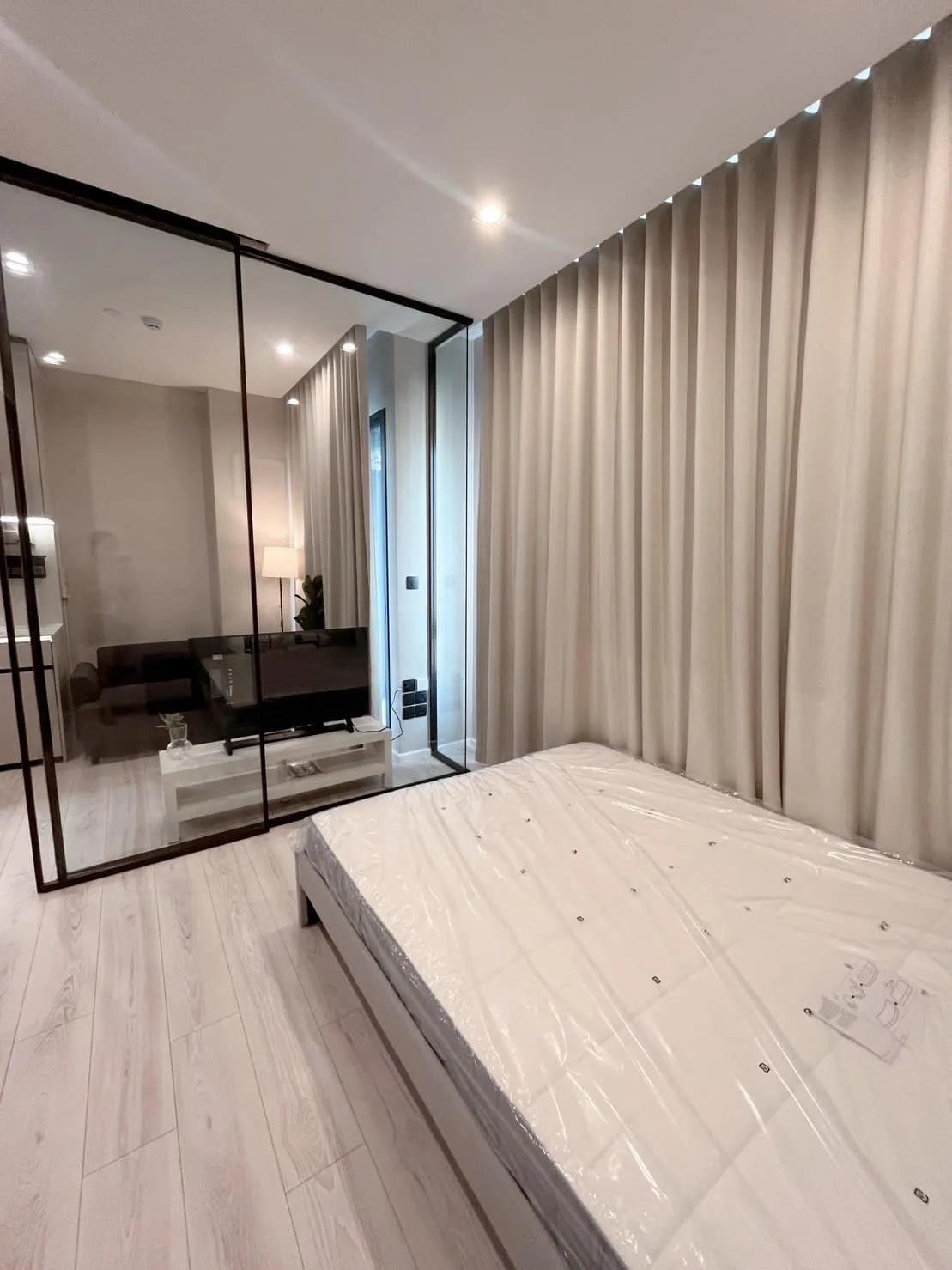 Property photos for The Room Phayathai