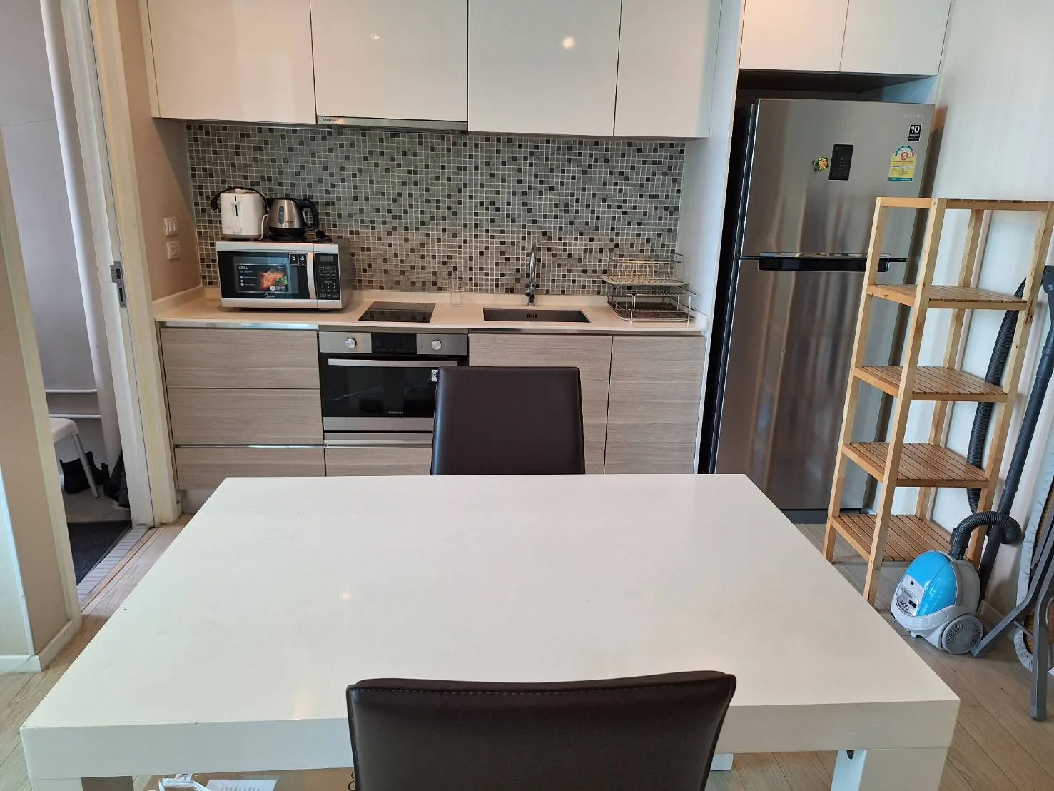 Property photos for The Room Sukhumvit 21