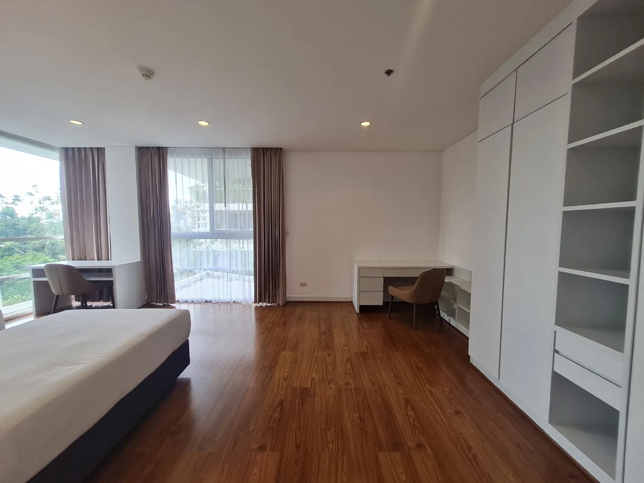 Property photos for Ekamai Gardens (shama Ekamai)