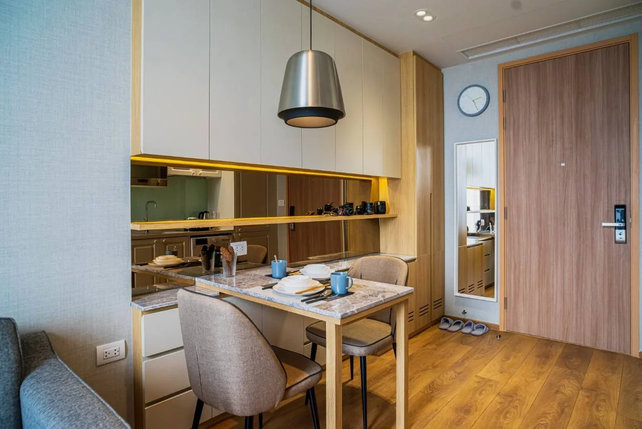 Property photos for Noble BE 33