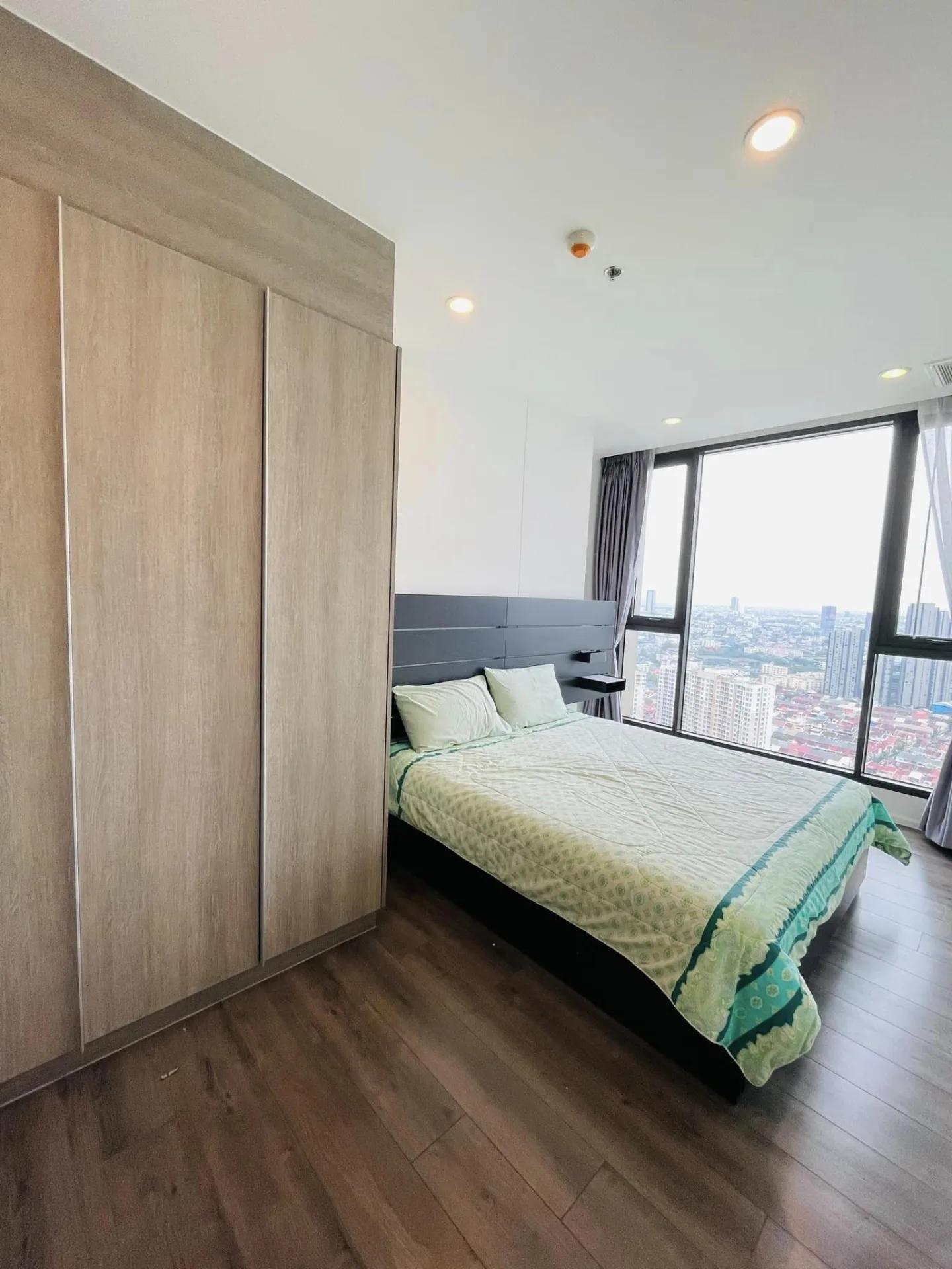 Property photos for Whizdom Essence