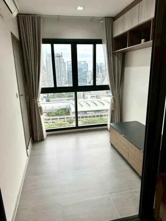 Property photos for Life Asoke Hype