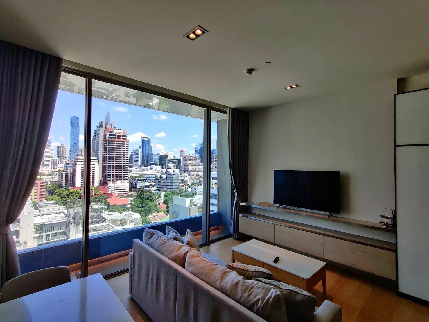 Property photos for Saladaeng One
