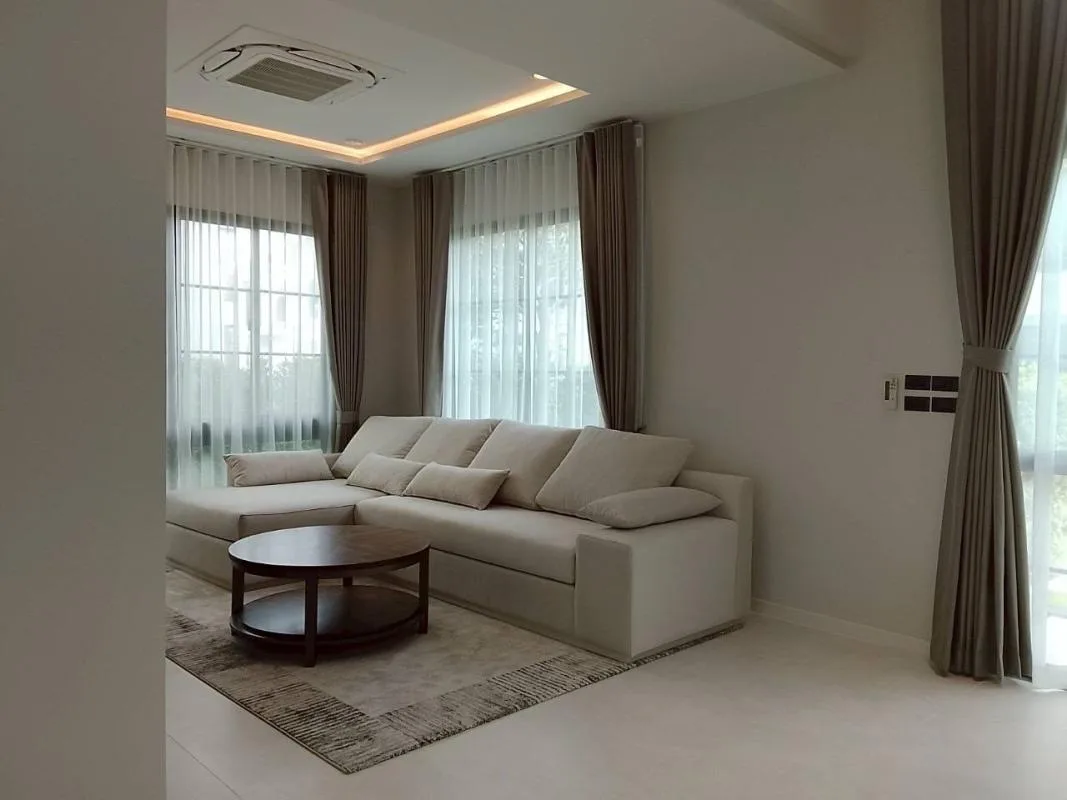 Property photos for Sansiri 10 East