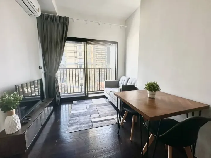 Property photos for Park Origin Thonglor