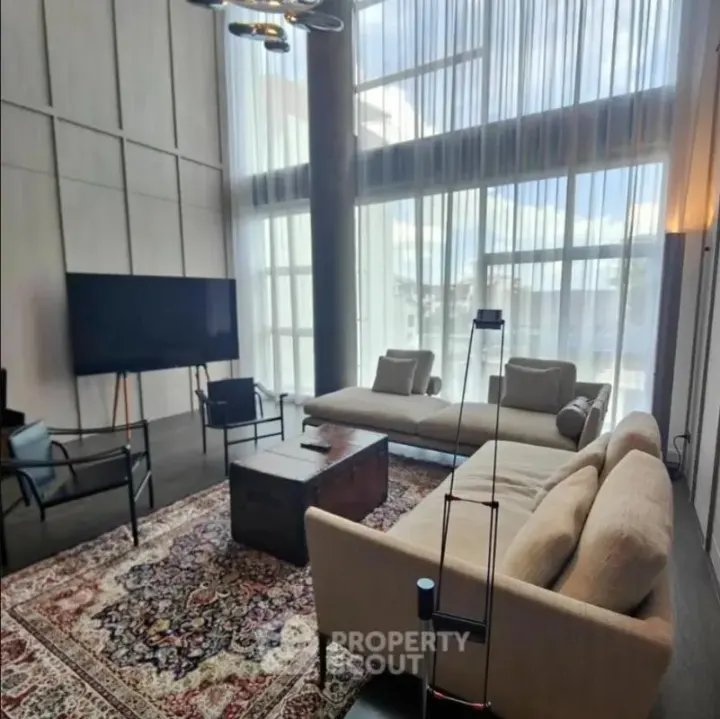 Property photos for Penthouse Condominium 3