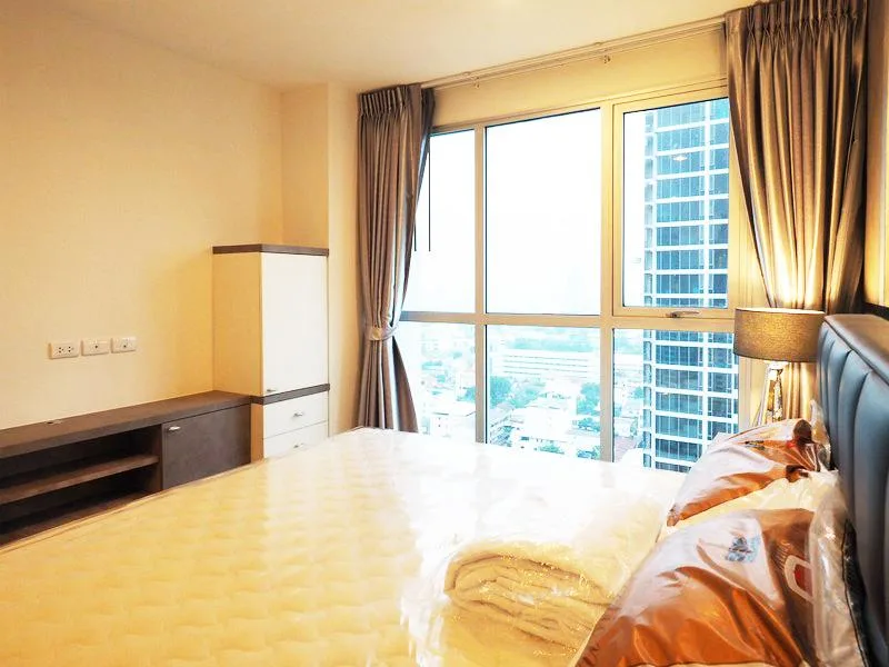 Property photos for Rhythm Sathorn - Narathiwas